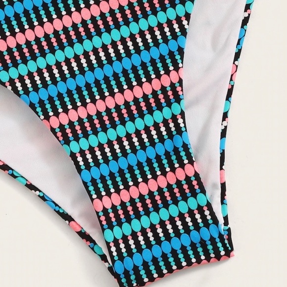 Fringe Halter Top bikini set - Picture 5 of 7